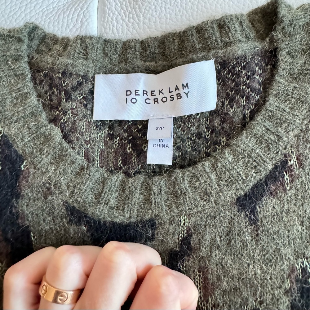 DEREK LAM 10 CROSBY  Evan Textured Leopard Sweater - Green Multi Size S - Picture 4 of 6